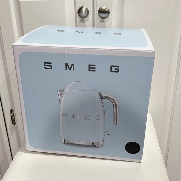 SMEG '50s Retro Style Electric Kettle Tea Pot Black - NEW - Picture 2 of 11